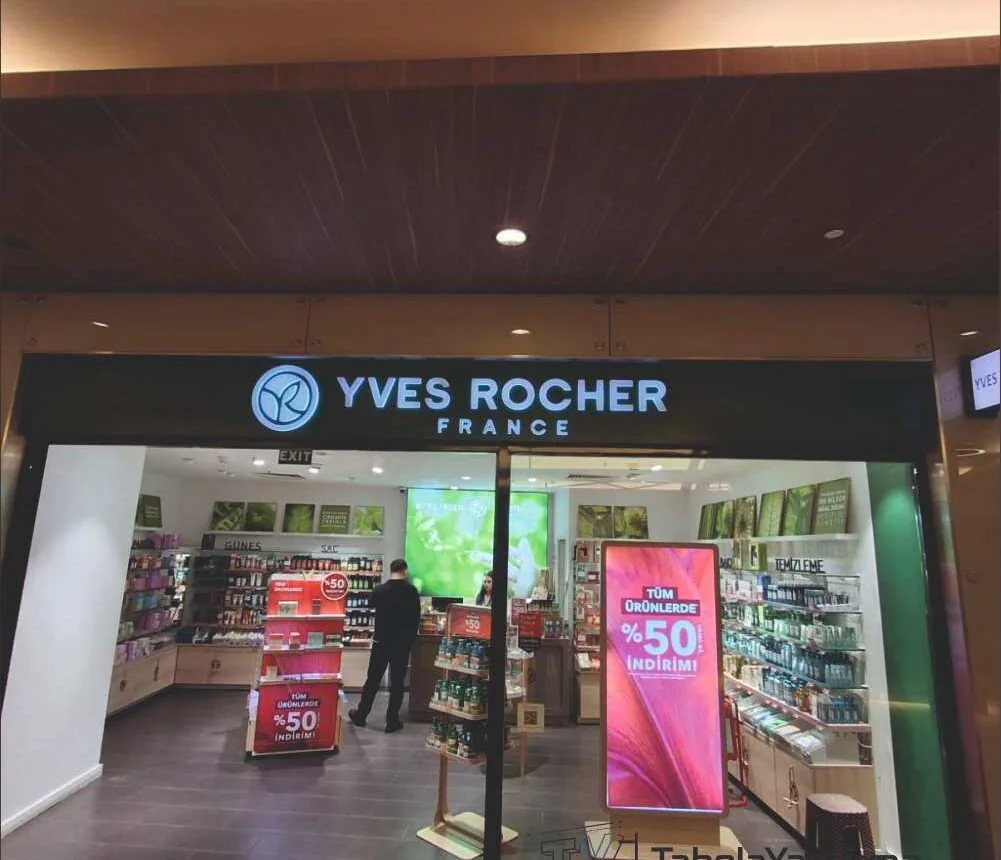 Yves Rocher Türkiye Geneli İç ve Dış Mekân Kurumsal Tabela Değişimi