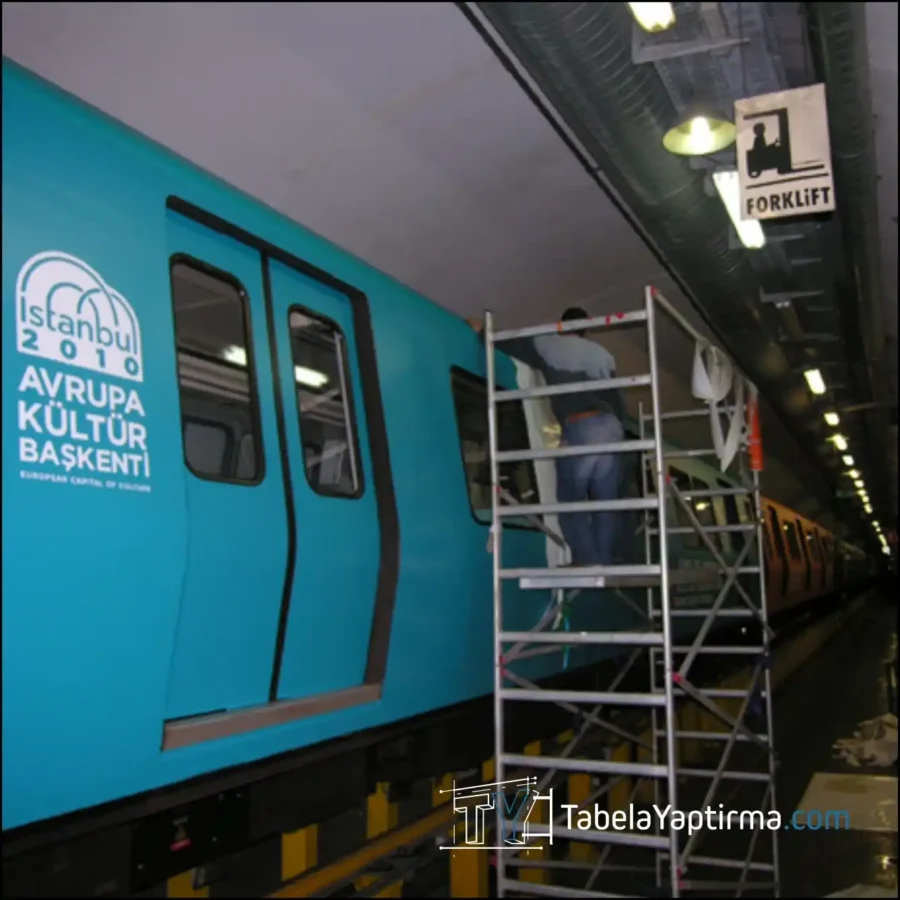 İstanbul Metro Vagonları Dijital Baskı ve Folyo Giydirme Projesi
